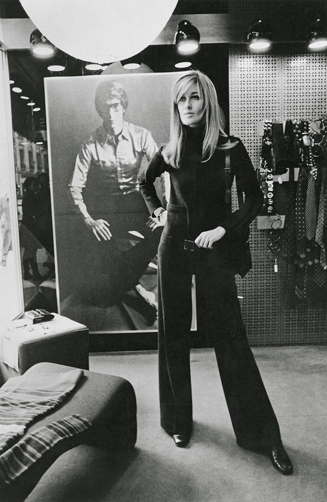 Betty Catroux in a Saint Laurent Rive Gauche boutique, 1969