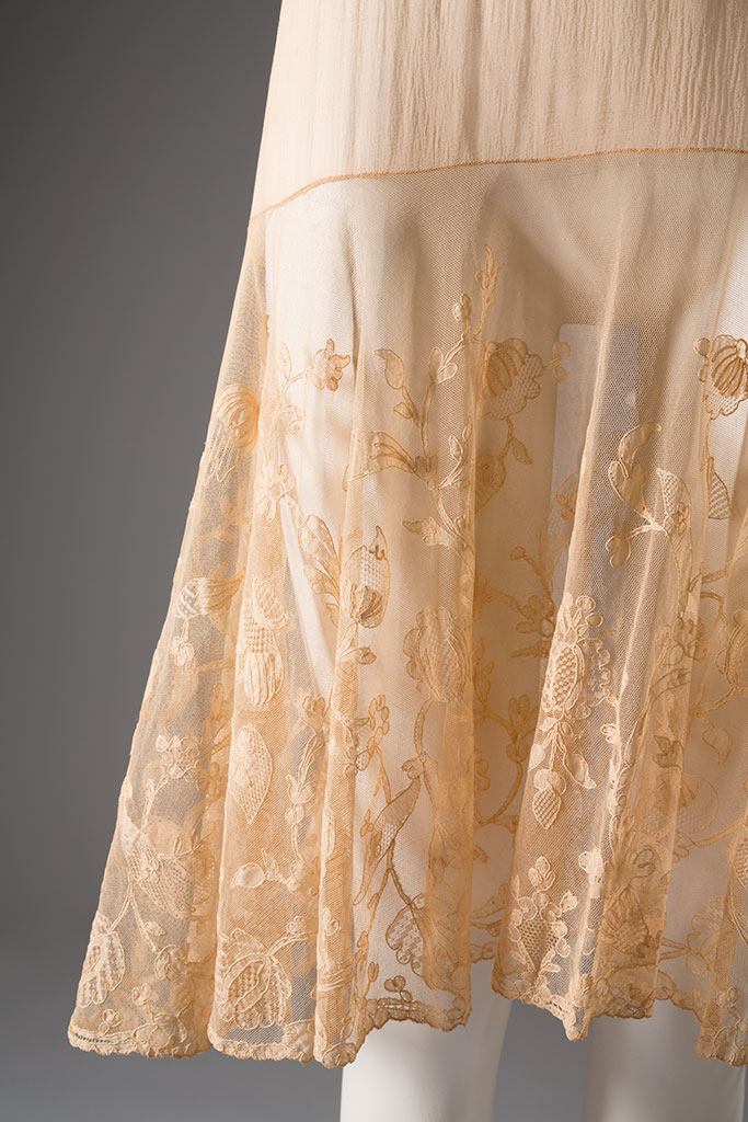 Detail, Paquin slip / silk chiffon, alençon lace, c.1930, France | Photo: Eileen Costa copyright MFIT
